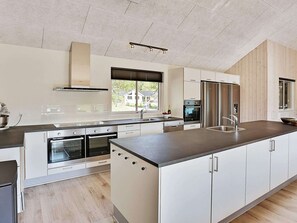 House | Interior - Luxury Pool Villa Retreat - By Traum Ferienwohnungen (Frederiksvaerk)