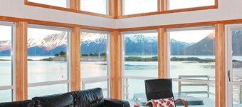 Holiday Home in Gullesfjord