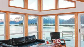 House | Living area | TV