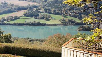 House | Lake view
