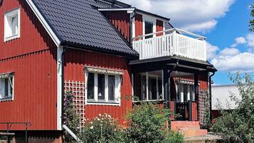 House | Exterior
