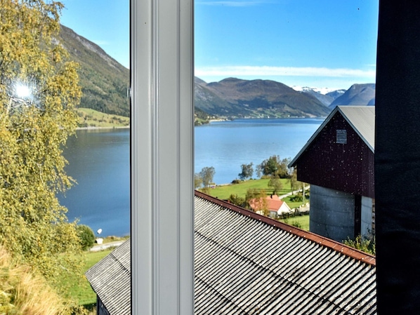 House | Lake view