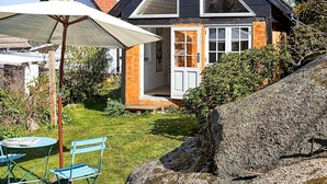 House | Exterior - Vintage Holiday Home in Svaneke near Small Harbor (Svaneke)