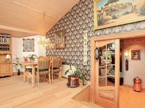 Dining - Luxurious Holiday Home in Kirke Hyllinge Near Beach (Kirke Hyllinge)