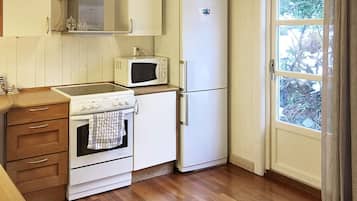 House | Private kitchen | Cookware/dishes/utensils