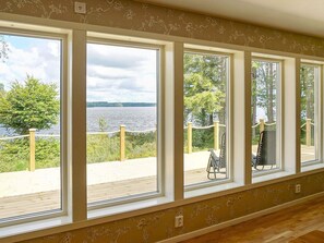 House | Interior - Lakefront House With Terrace (Hyltebruk)