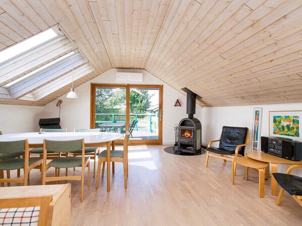 House | Dining - 6 Person Holiday Home in Skibby-by Traum (Skibby)