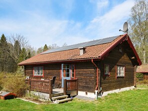 Exterior - 9 Person Holiday Home in Brålanda (Bralanda)