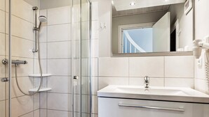 Bathroom - Holiday Home in Wendtorf (Wendtorf)