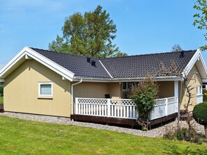 Exterior - Boutique Holiday Home in Tranekær Not Far From the Coast (Tranekaer)