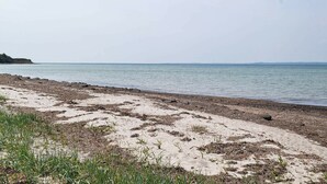 Beach - Boutique Holiday Home in Tranekær Not Far From the Coast (Tranekaer)