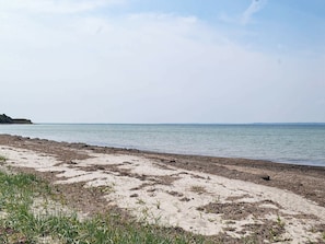 Beach - Boutique Holiday Home in Tranekær Not Far From the Coast (Tranekaer)