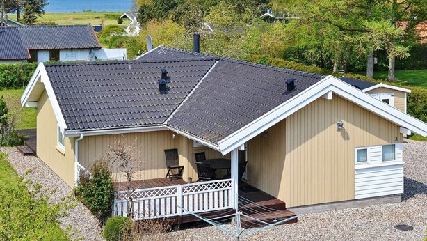 Exterior - Boutique Holiday Home in Tranekær Not Far From the Coast (Tranekaer)