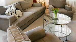 Living room - Holiday Home in Färentuna (Faerentuna)