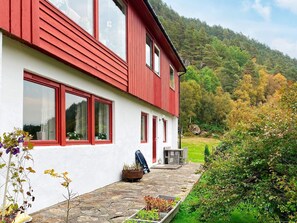 Exterior - 9 Person Holiday Home in Reksteren (Tysnes)