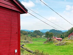 House | Exterior - 9 Person Holiday Home in Reksteren (Tysnes)