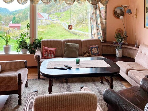 9 Person Holiday Home in Reksteren