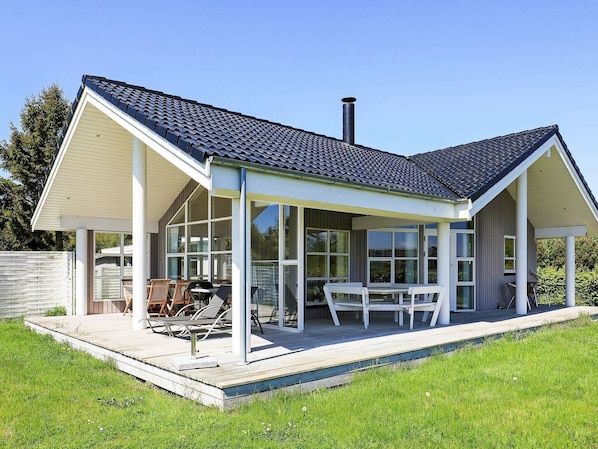 House | Exterior