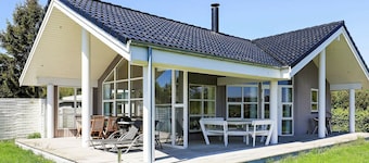 Peaceful Holiday Home in Stubbekøbing With Small Sea View