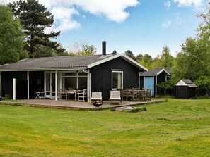 Exterior - Cosy Holiday Home in Sjællands Odde With Ocean View (Sjællands Odde)