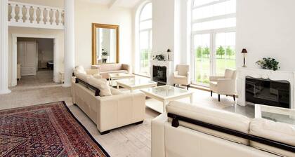 Luxury Retreat by Asbolholm - By Traum Ferienwohnungen