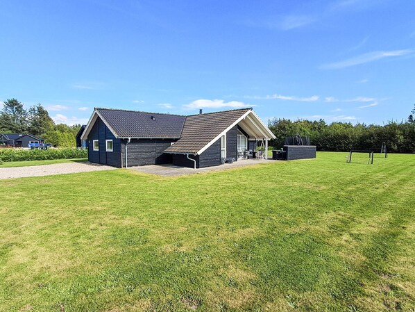 House | Exterior - Luxury Lakeside Retreat - By Traum Ferienwohnungen (Ansager)