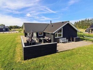 House | Exterior - Luxury Lakeside Retreat - By Traum Ferienwohnungen (Ansager)