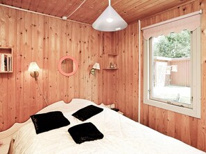 3 Schlafzimmer, Babybetten
