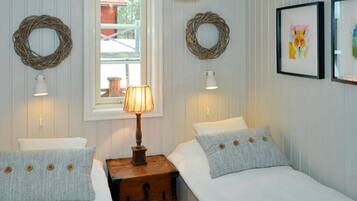 3 bedrooms