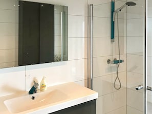 Bathroom - 8 Person Holiday Home in Hosteland (Masfjorden)