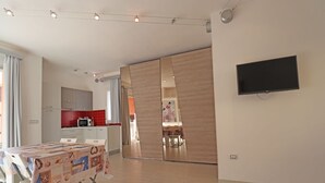 Studio, Balcony | In-room dining - Spargiotto (La Maddalena)