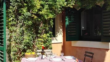 Terassi/patio