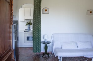 Apartment, 1 Schlafzimmer (Alloro) | Eigene Küche | Großer Kühlschrank, Ofen, Herdplatte