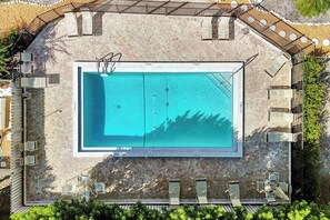 Beheizter Pool