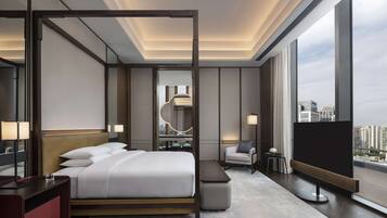 Minibar, in-room safe, individually decorated, desk