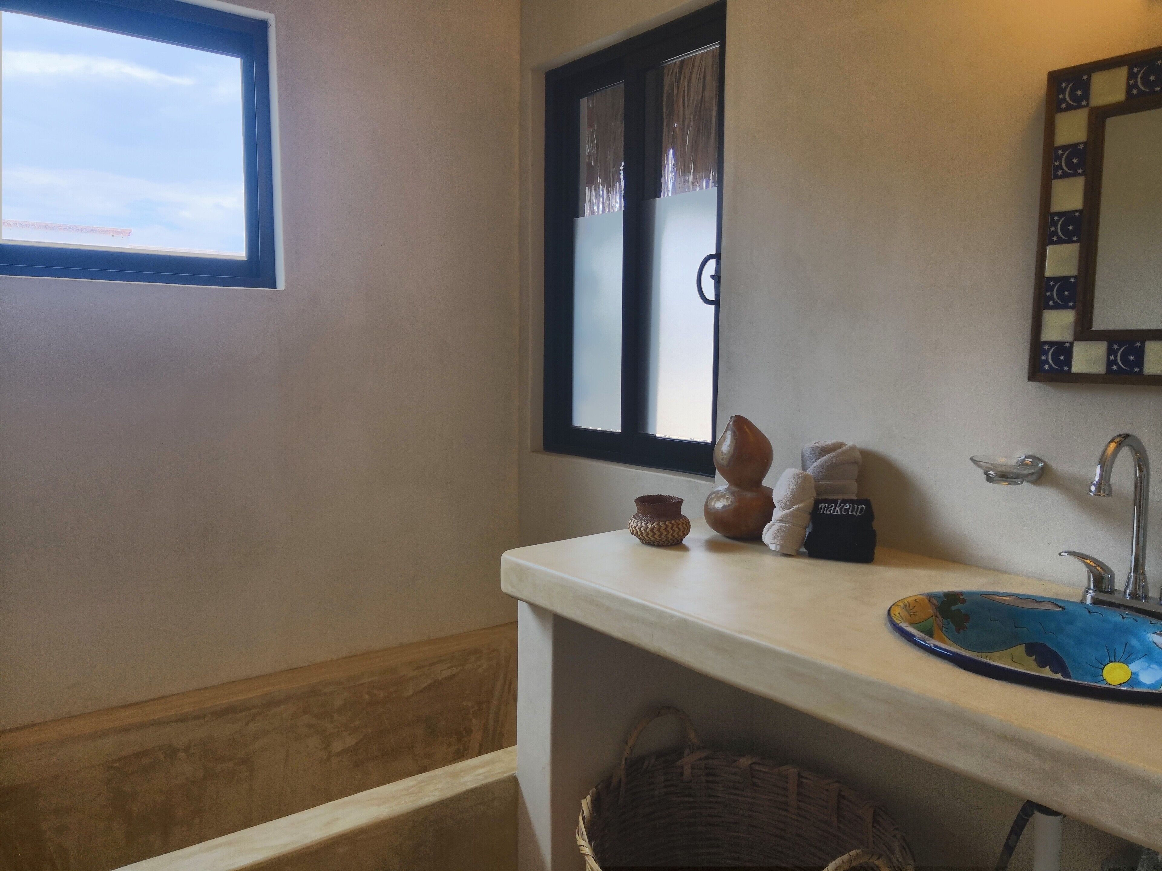 Casita Paraíso Cerritos 2BR, AC, Hot Tub & Pool