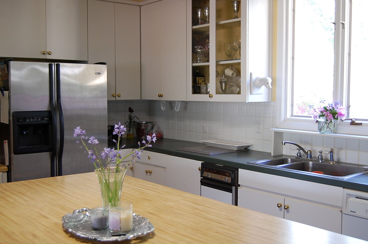 Country Vacation Fall Retreat in Auburn on 8 acres, ideal for game day!