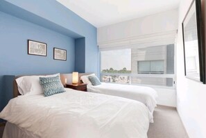 2 Schlafzimmer, Schreibtisch, Bügeleisen/Bügelbrett, WLAN