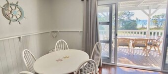 Abbey Beachviews with WiFi