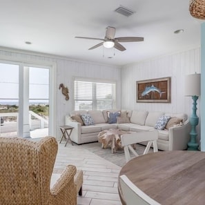 TV, fireplace, video games - Seascape on Perdido Key, FL Beach and Bay Front home! (Pensacola)