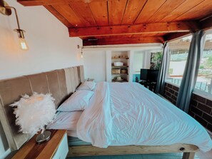 1 chambre, bureau, fer et planche à repasser, Wi-Fi gratuit