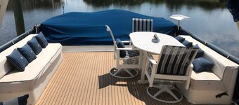 51' Yacht - June to October - 1.5 BR, 1 Ba, Stuart, Hutchinson, Jensen