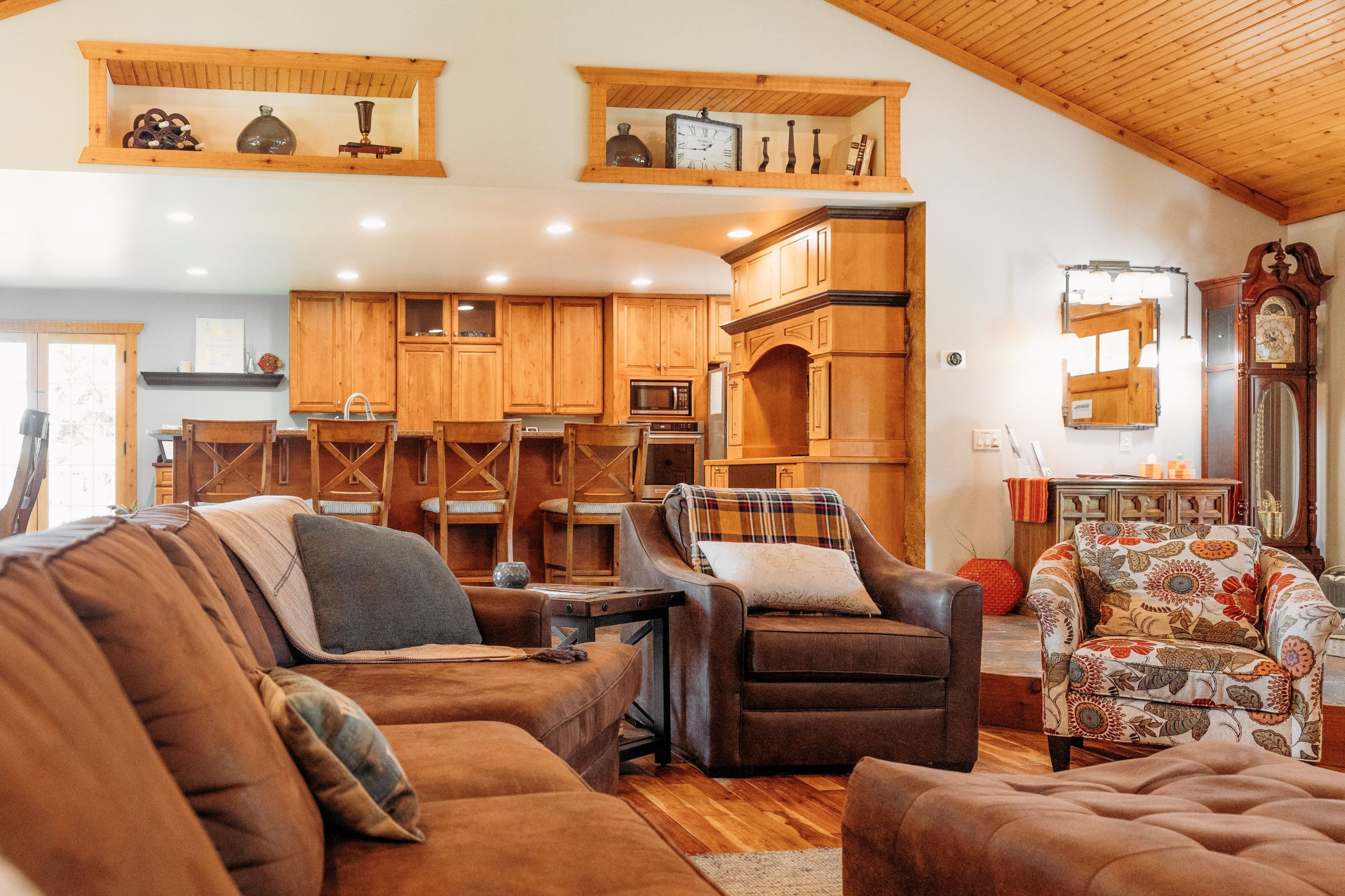 Televisio, takka, kirjoja