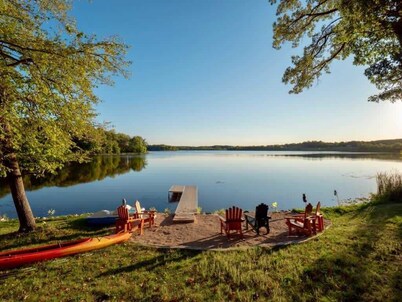 Holbrook Retreat - 5 bedroom on 47 acres