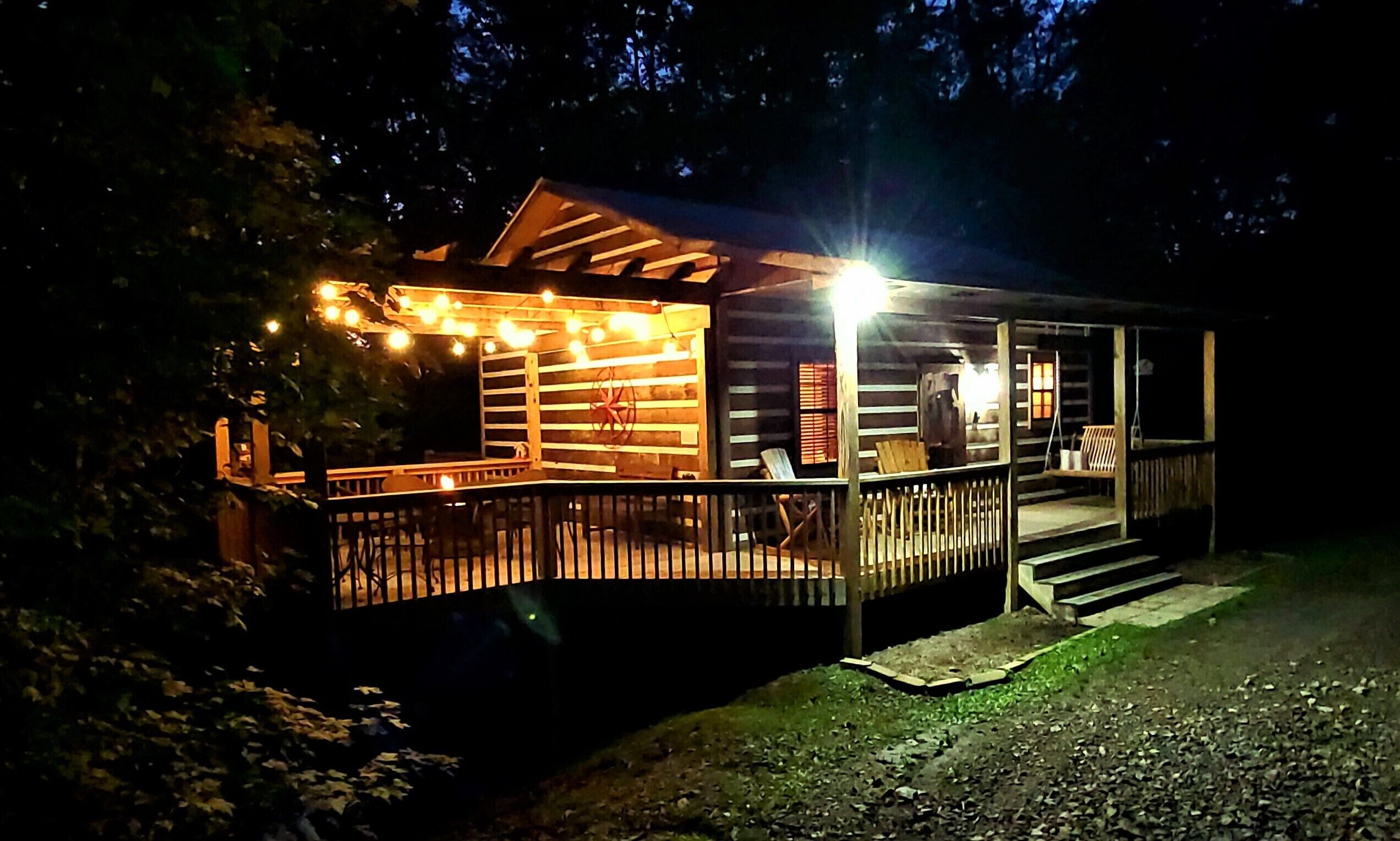 Rest & Relaxation - Fire pit/hot tub/Fiber Optic Internet