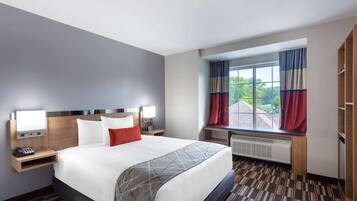 アイロン / アイロン台、WiFi (無料)、ベッドシーツ