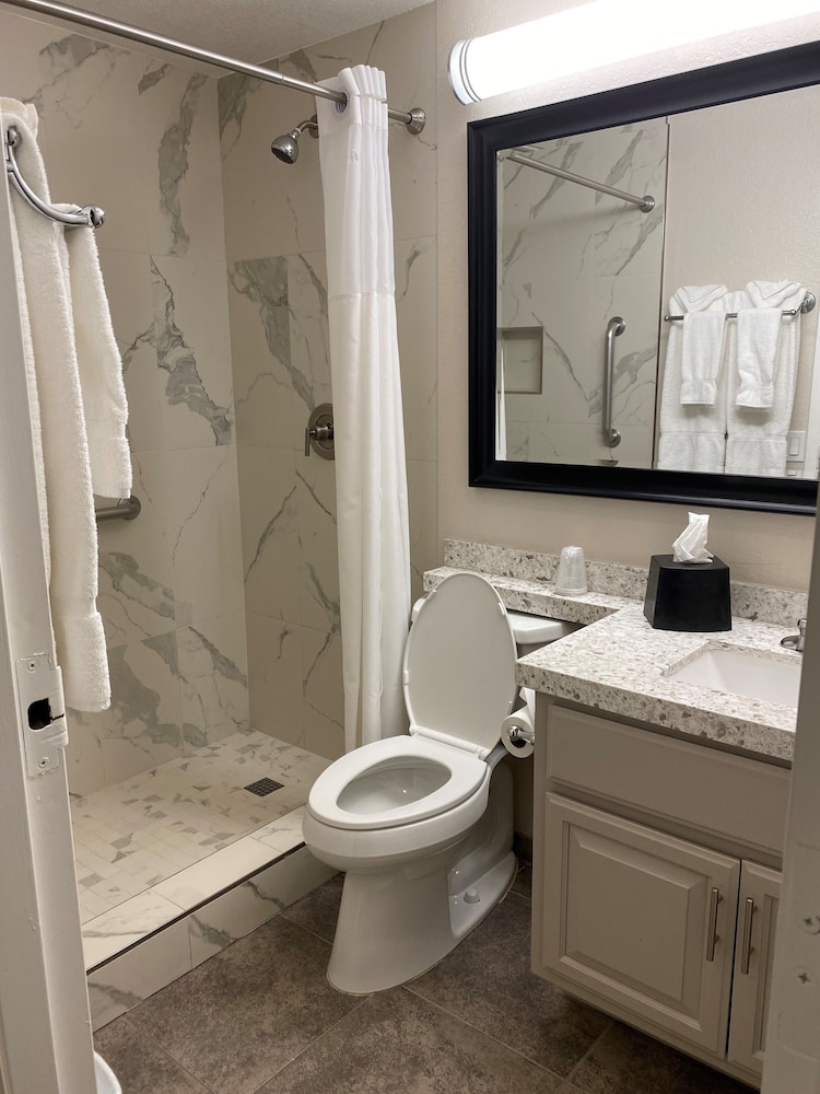 Palm Springs Tennis Club by null