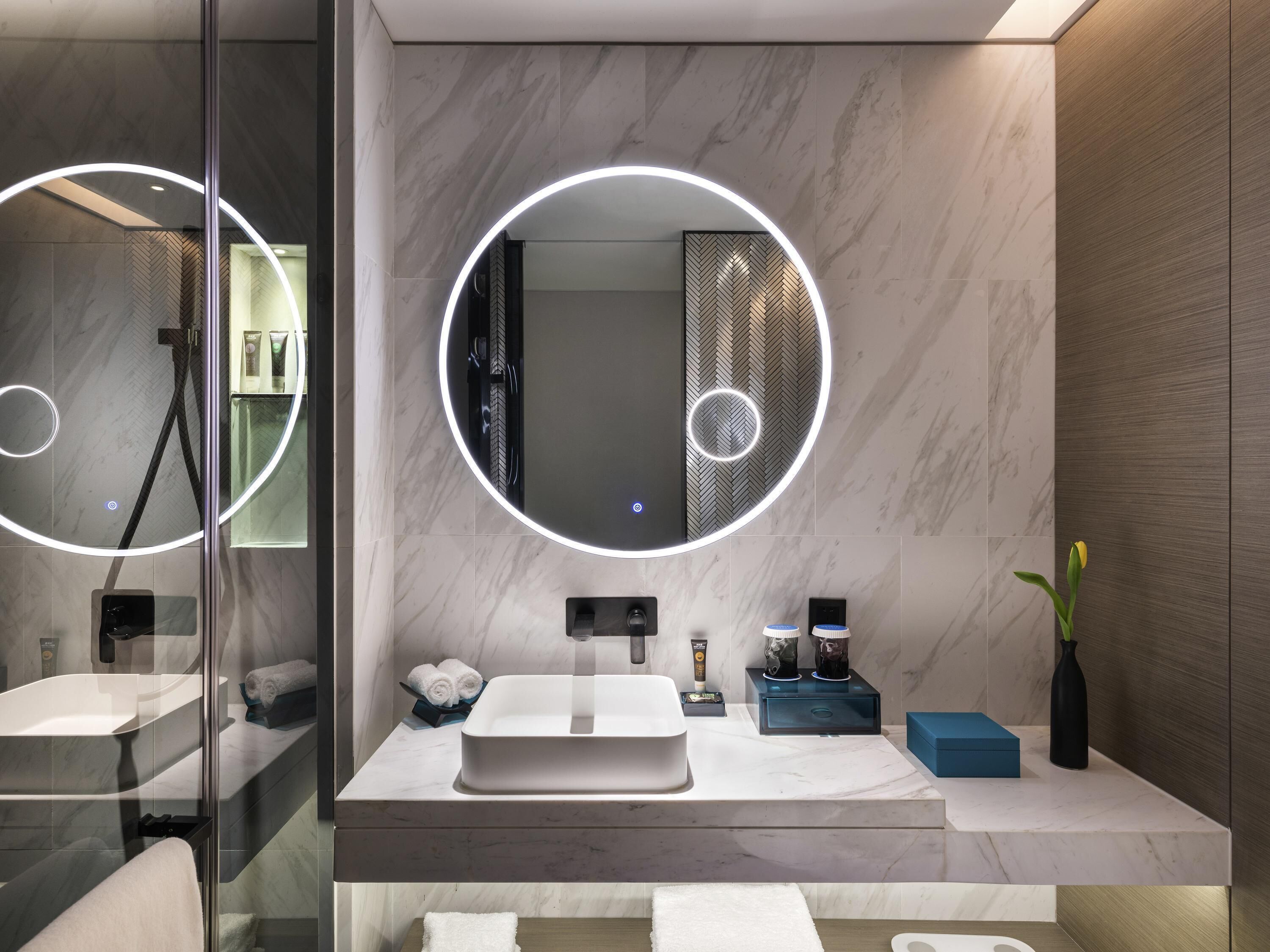 迷你吧、隔音、熨斗/熨板、免费 WiFi