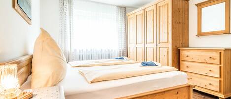 1 chambre, accès Internet, draps fournis