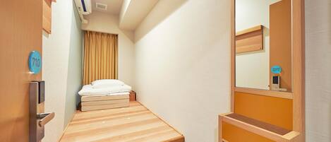 Schallisolierte Zimmer, kostenloses WLAN, Bettwäsche